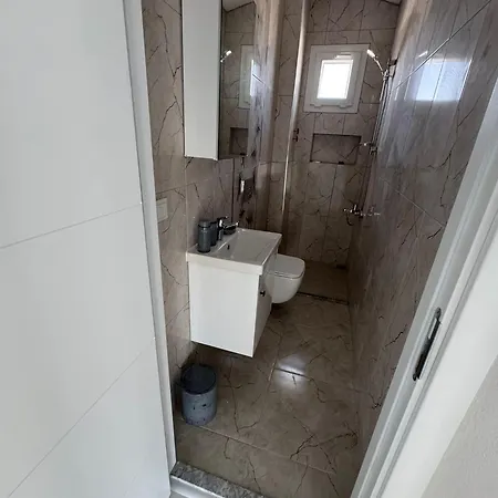 Deniz Manzarali Oezel Villa
